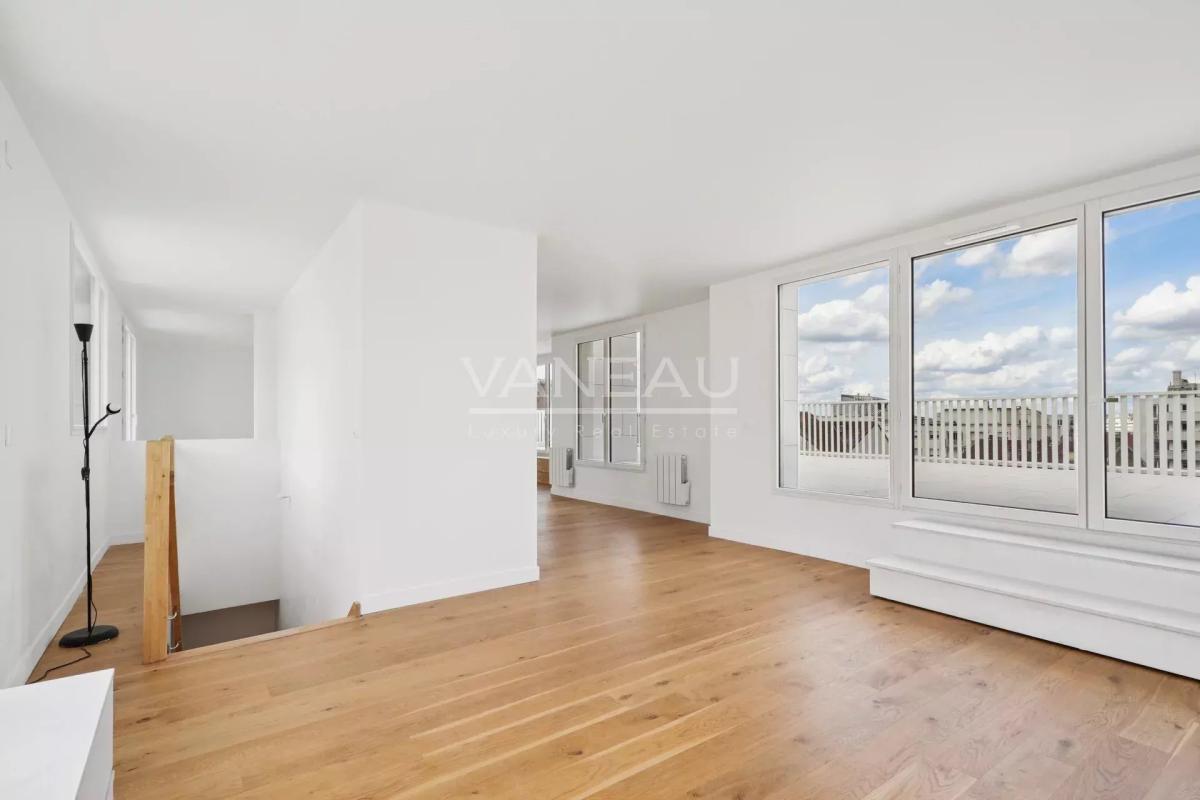 Issy-les-Moulineaux - Appartement familial dernier étage avec terrasse panoramique de 148 m²