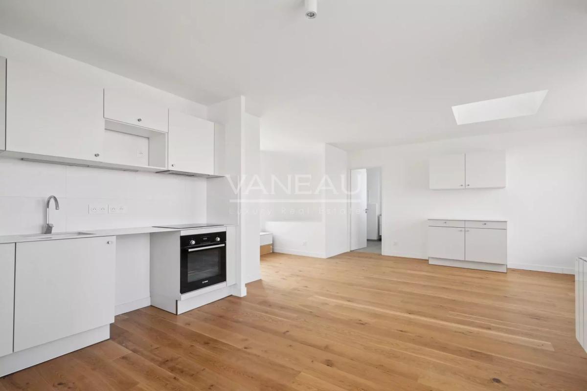 Issy-les-Moulineaux - Appartement familial dernier étage avec terrasse panoramique de 148 m²