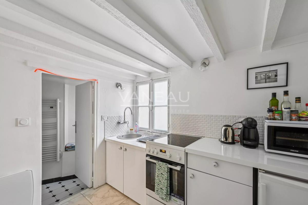 Paris XVe Breteuil -  Studio de charme dans une ravissante copropriété