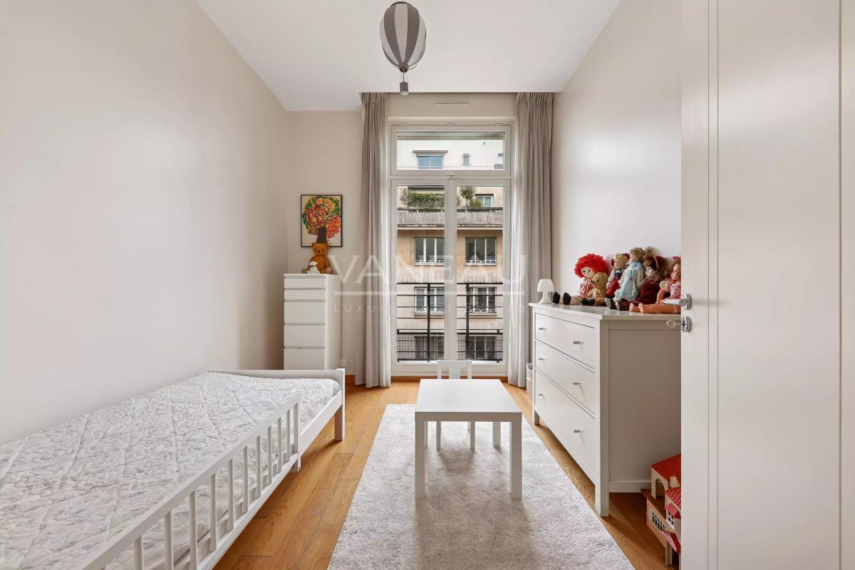 Paris XVIe - Longchamp - Bel appartement familial