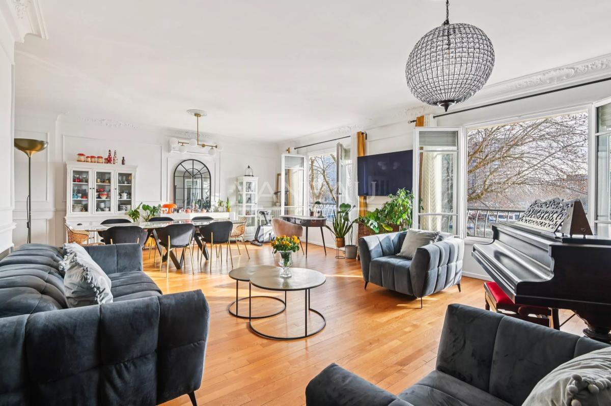 PARIS XVIe - Auteuil -  Appartement familial et de réception avec vue.