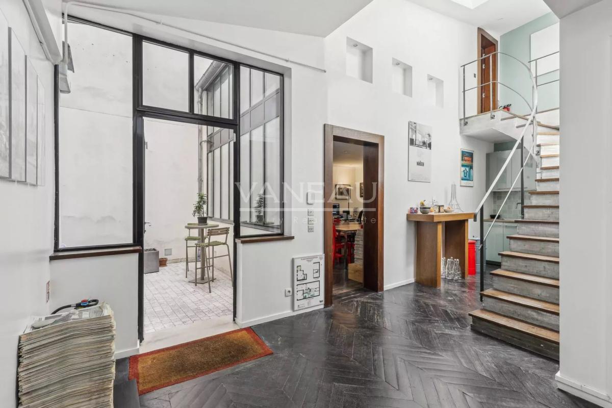 PARIS XVI - Ranelagh La Muette - Maison Loft de 5 pièces avec terrasse privative