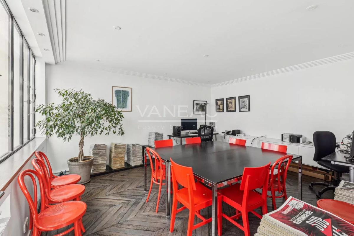 PARIS XVI - Ranelagh La Muette - Maison Loft de 5 pièces avec terrasse privative