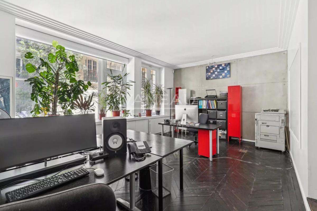 PARIS XVI - Ranelagh La Muette - Maison Loft de 5 pièces avec terrasse privative
