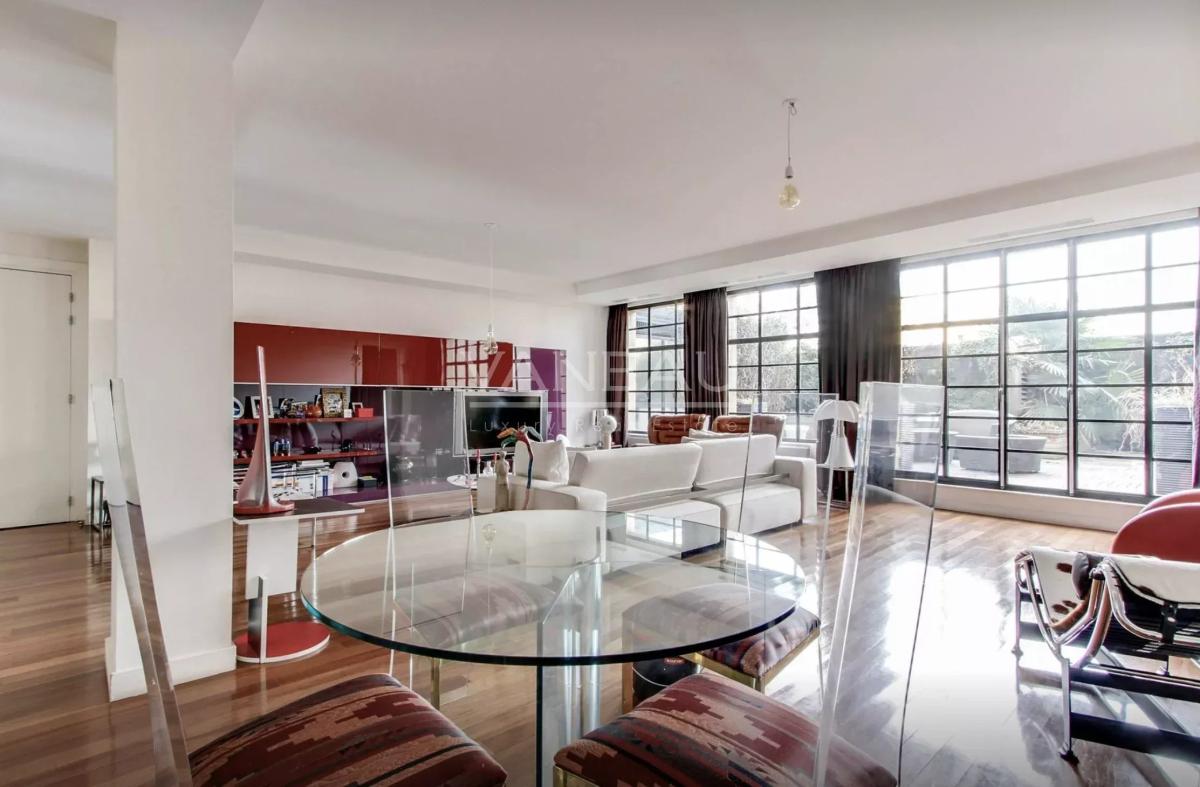 Paris VIIIe - Champs-Élysées / Friedland - Bel appartement avec  terrasse