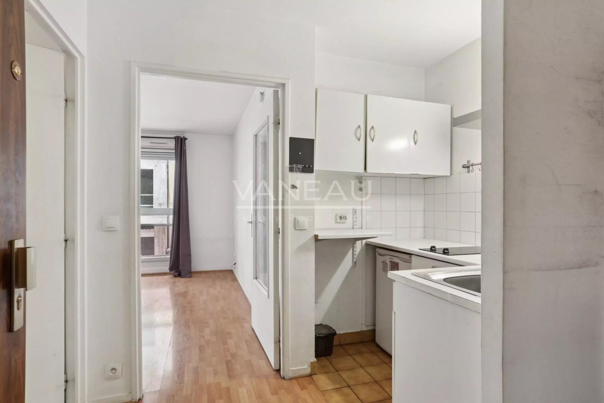 Boulogne - Studio avec balconnet - DPE D