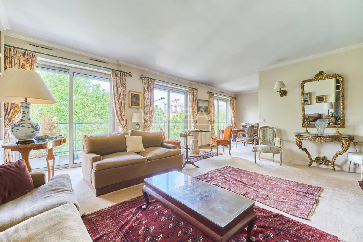 Neuilly-sur-Seine – Mairie - Appartement  avec vue dégagée