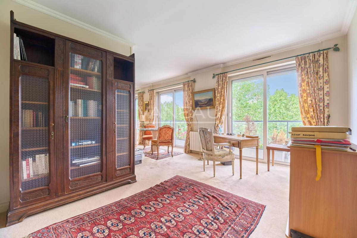 Neuilly-sur-Seine – Mairie - Appartement  avec vue dégagée
