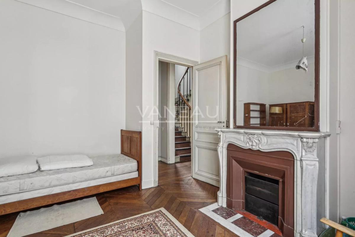 Paris VIe - Maison Bourgeoise, à quelques pas du jardin du Luxembourg