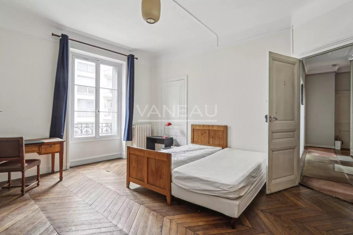 Paris VIe - Maison Bourgeoise, à quelques pas du jardin du Luxembourg