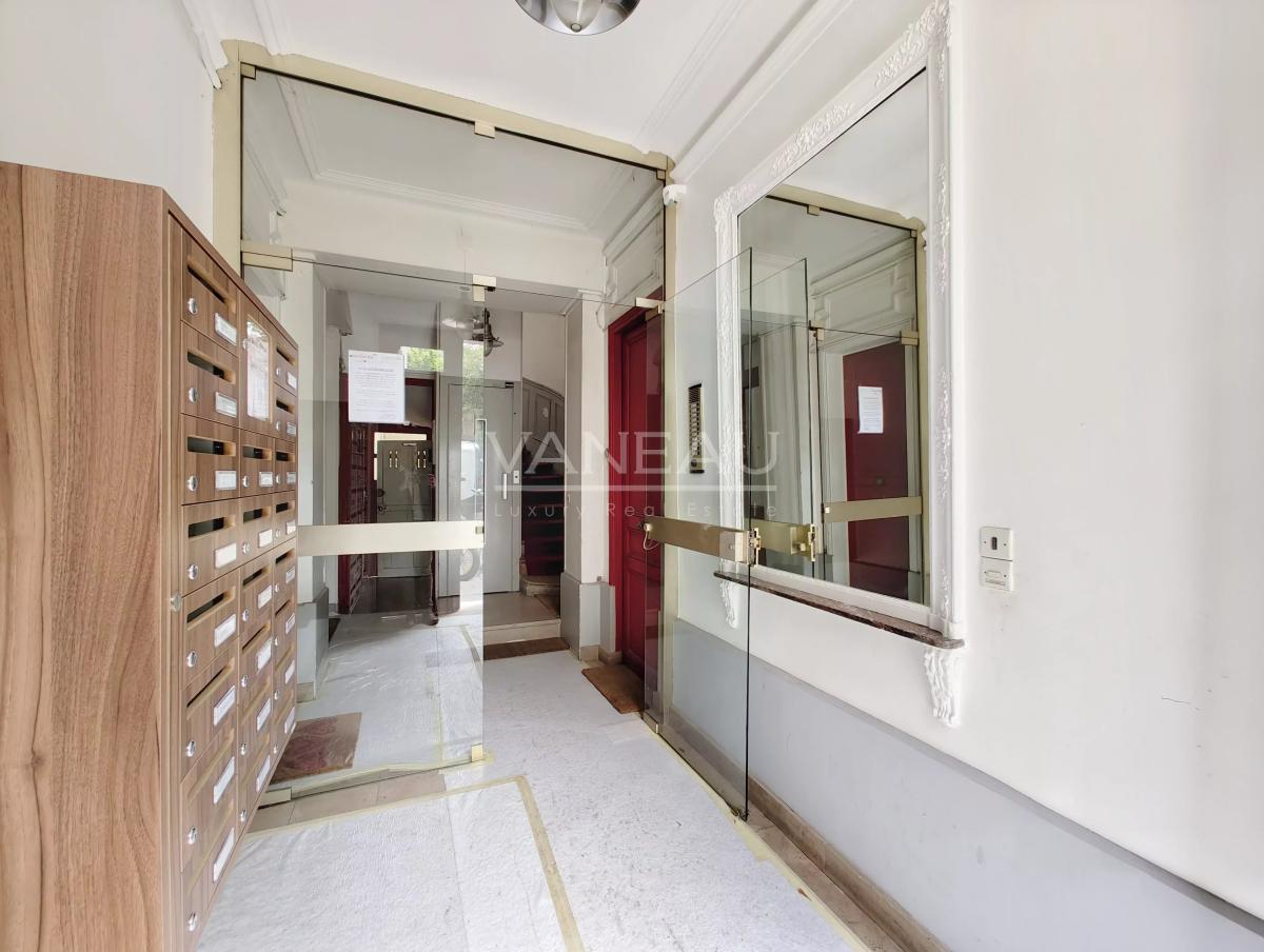 Paris XIVe - Parc Montsouris - Appartement familial avec vue dégagée sur le parc