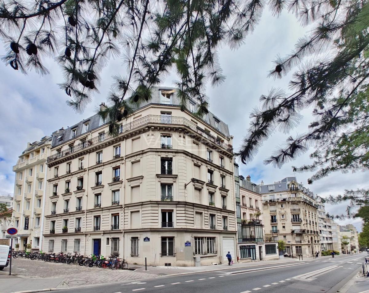 Paris XIVe - Parc Montsouris - Appartement familial avec vue dégagée sur le parc
