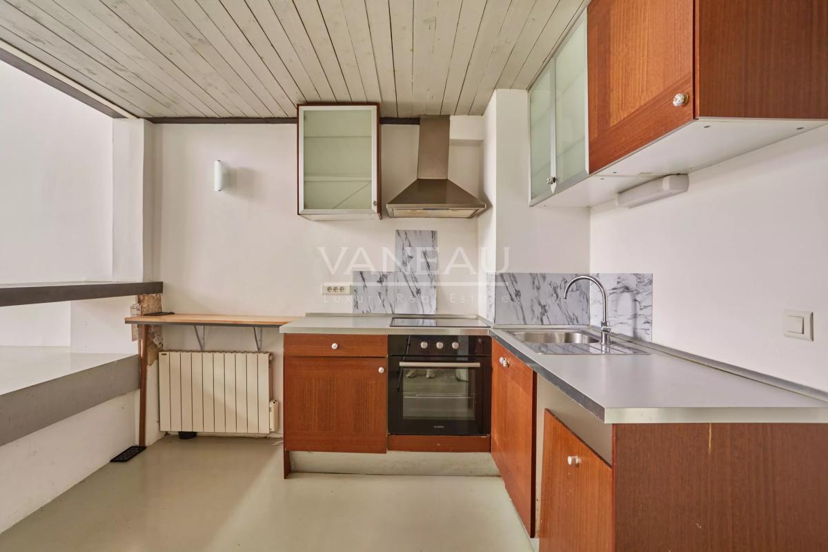 Paris Xe - Albert Thomas / Lancry - Charmant loft sur une cour arborée avec espace extérieur.