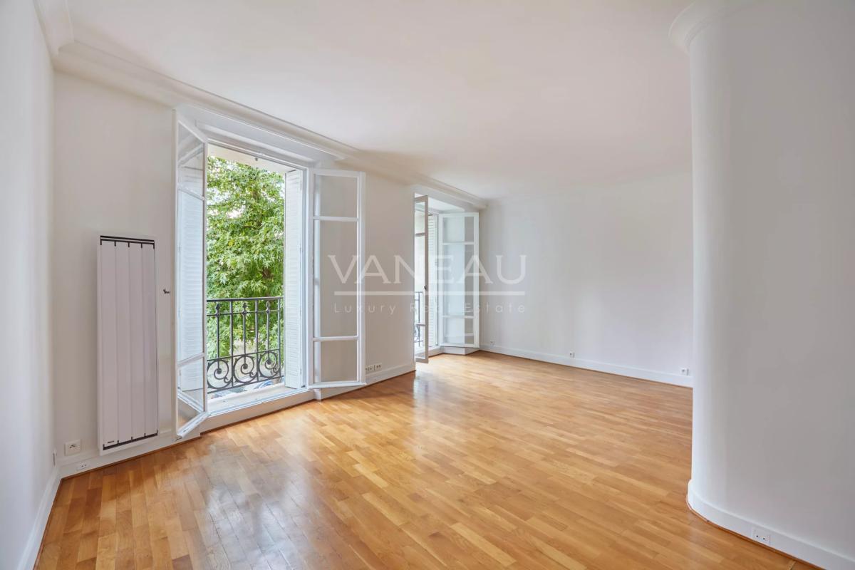 Neuilly- Pont de Neuillly - Proche Bois de Boulogne - Victor Noir