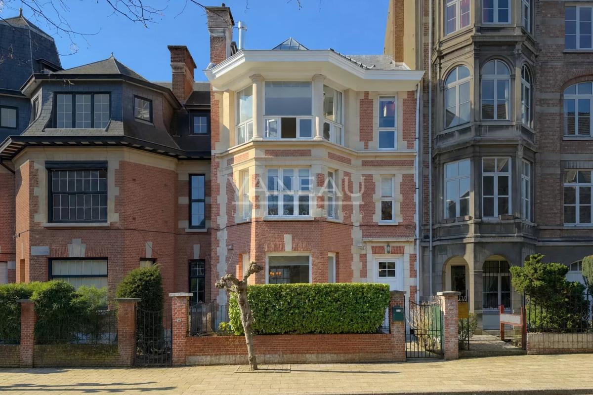 Montgomery: magnifique maison d'architecte, terrasses et sauna