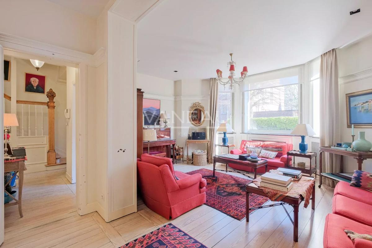 Montgomery: magnifique maison d'architecte, terrasses et sauna