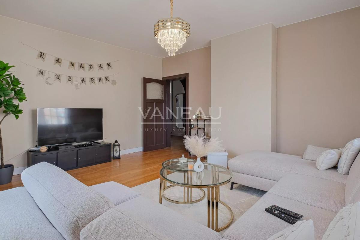 Magnifique Hôtel de maître de ± 600 m², jardin et garage