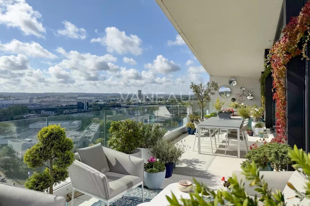 PENTHOUSE AVEC TERRASSE & VUE EXCEPTIONNELLE
