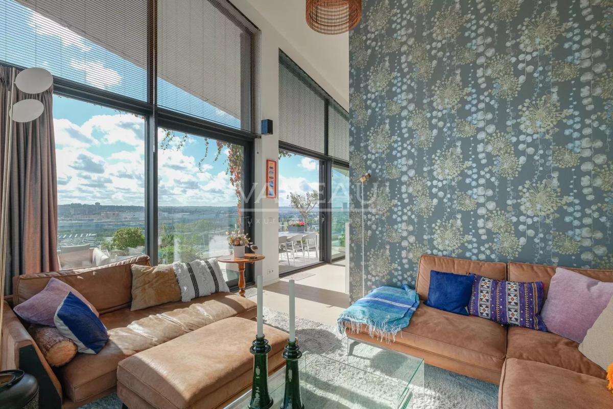 PENTHOUSE AVEC TERRASSE & VUE EXCEPTIONNELLE