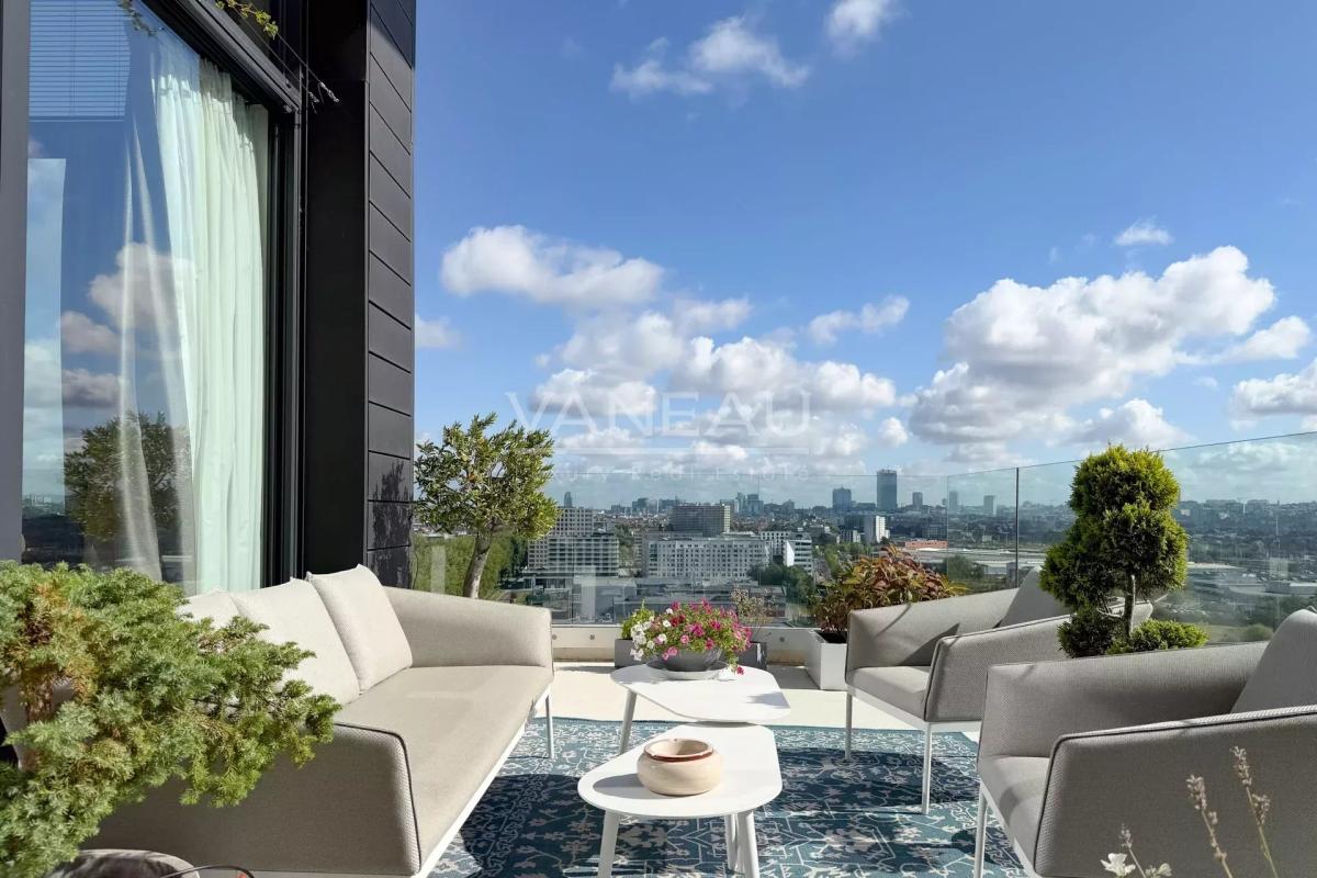 PENTHOUSE AVEC TERRASSE & VUE EXCEPTIONNELLE