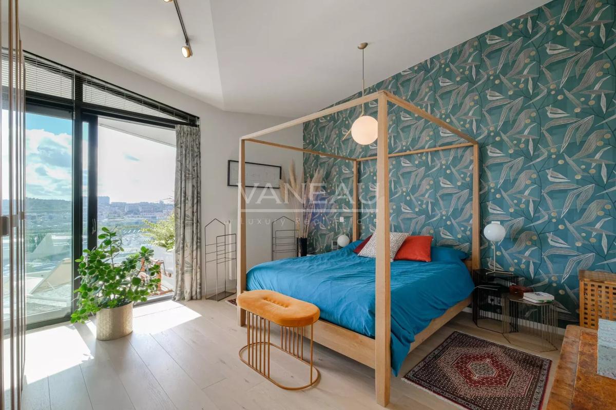 PENTHOUSE AVEC TERRASSE & VUE EXCEPTIONNELLE
