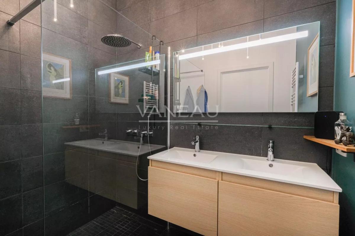 PENTHOUSE AVEC TERRASSE & VUE EXCEPTIONNELLE