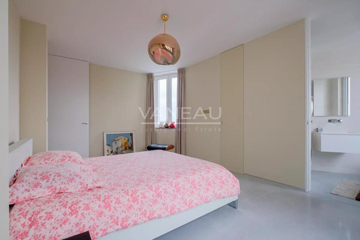SOMPTUEUX PENTHOUSE AVEC VUE UNIQUE SUR LE CINQUANTENAIRE