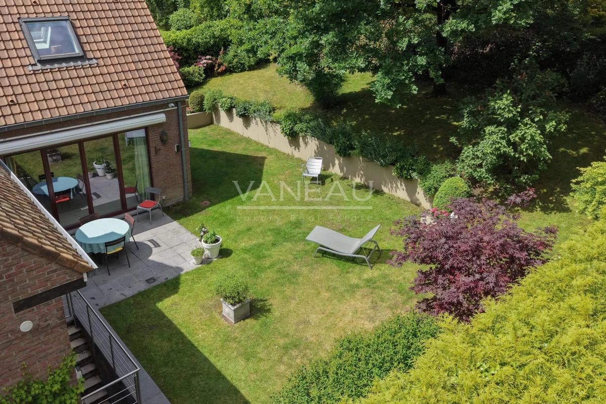 Superbe villa 4 chambres + jardin à Uccle !