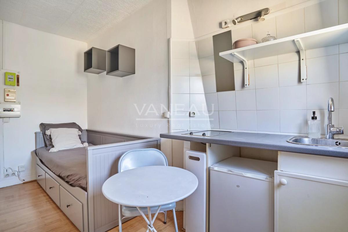 Exclusivité - Paris XVIe - MUETTE - Charmante Studette meublée