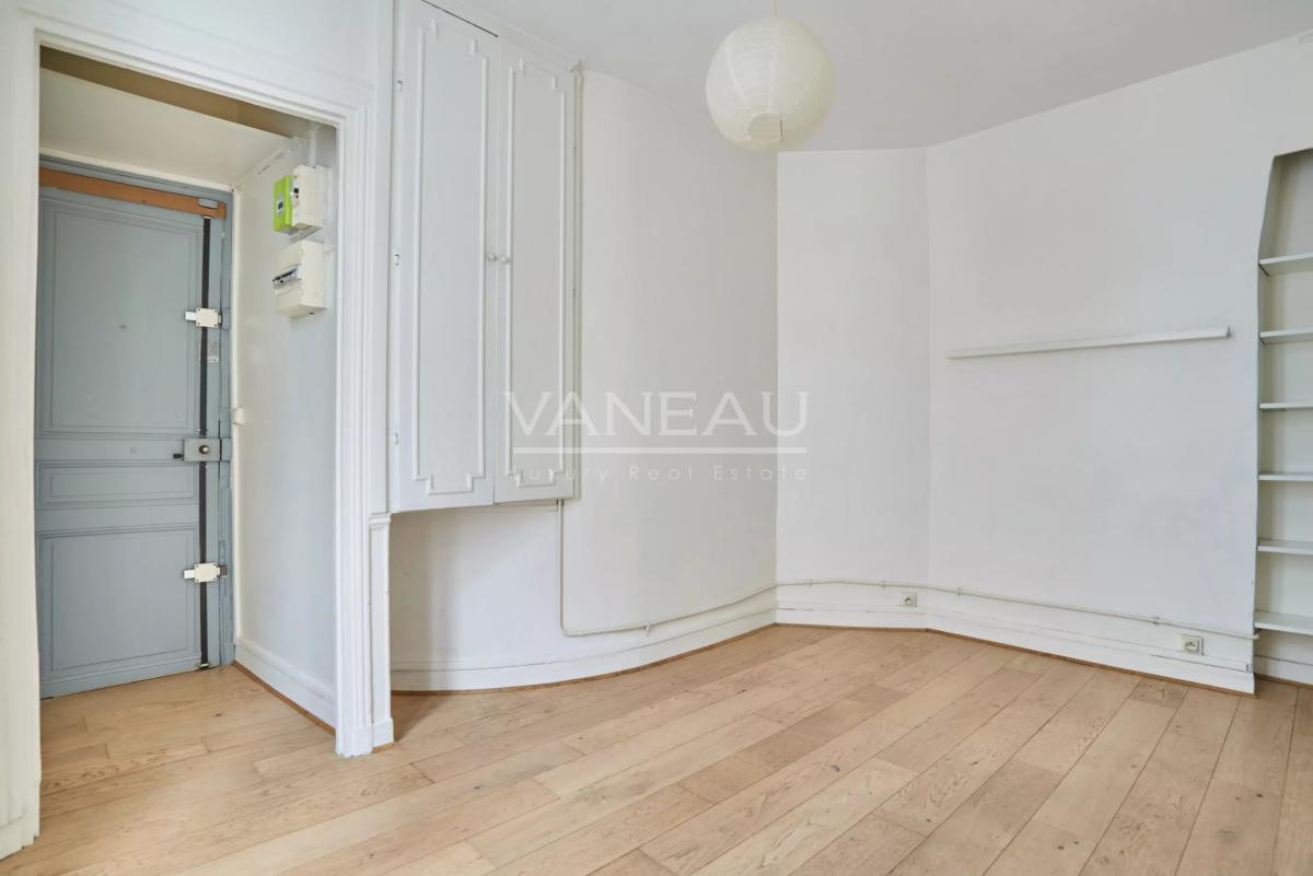 PARIS XI - 2p - 22m² - A rafraichir