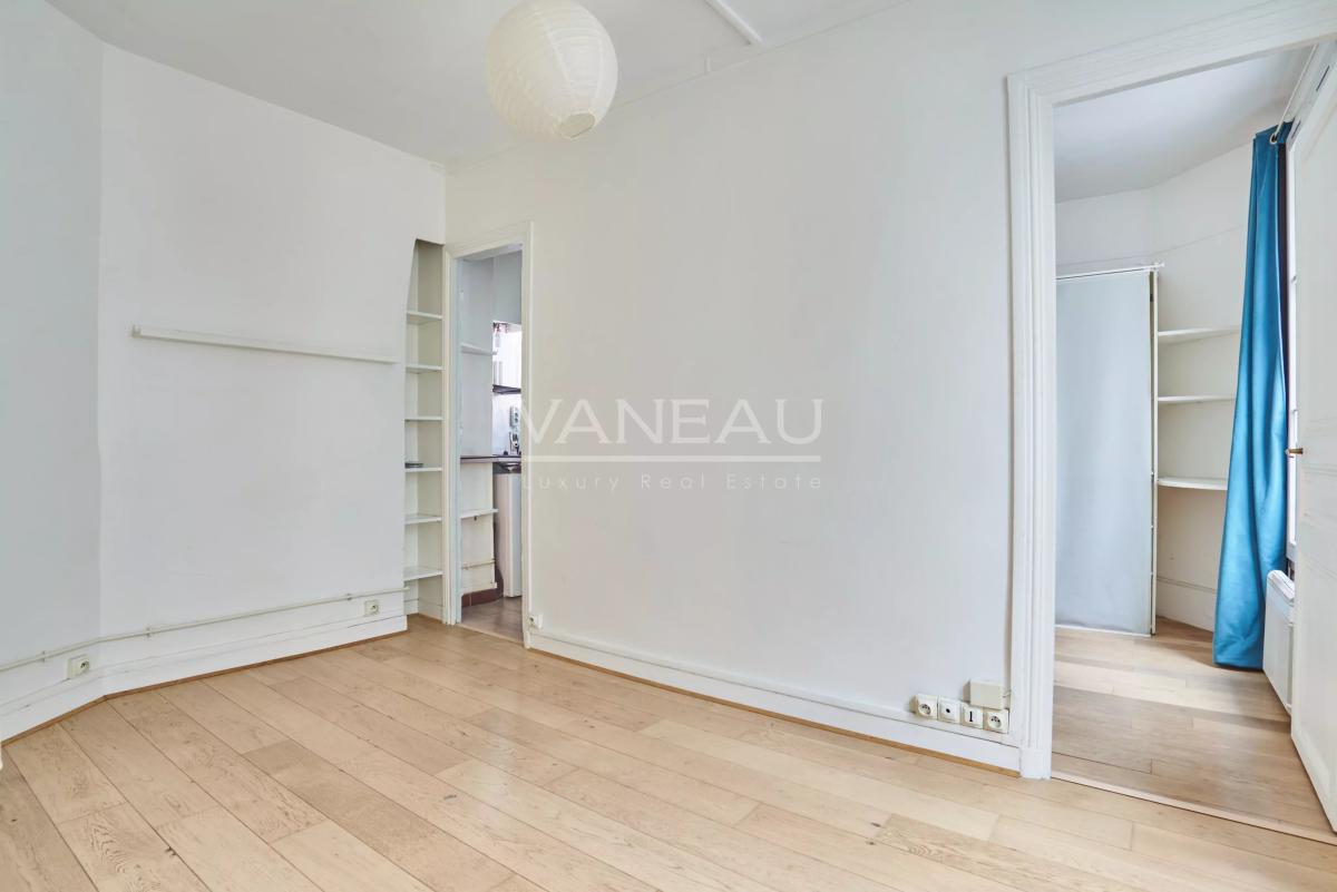 PARIS XI - 2p - 22m² - A rafraichir