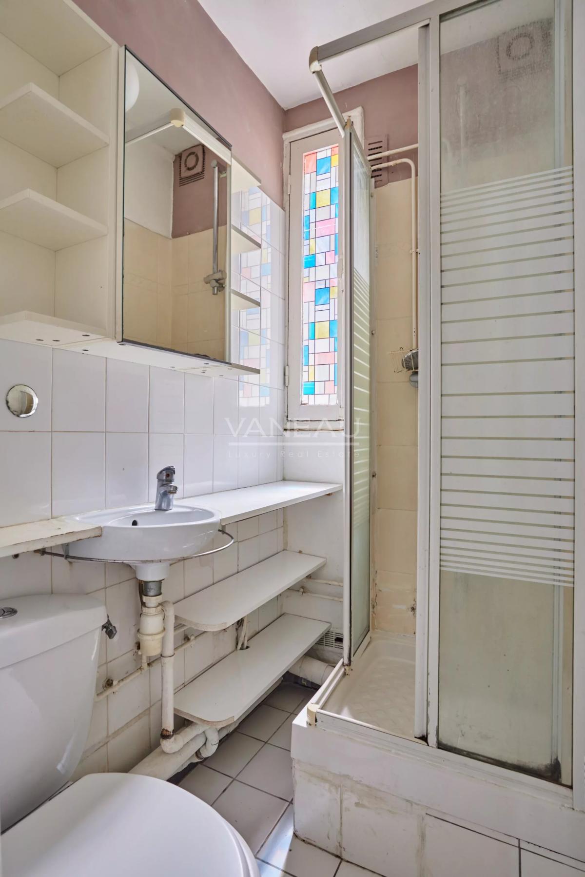 PARIS XI - 2p - 22m² - A rafraichir