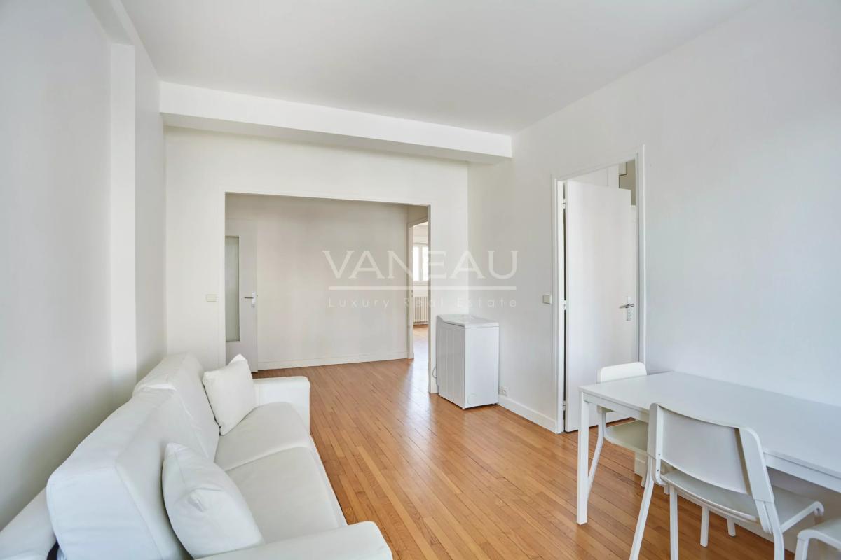 Boulogne proche Porte de Saint Cloud 3 pièces 62.67 m²