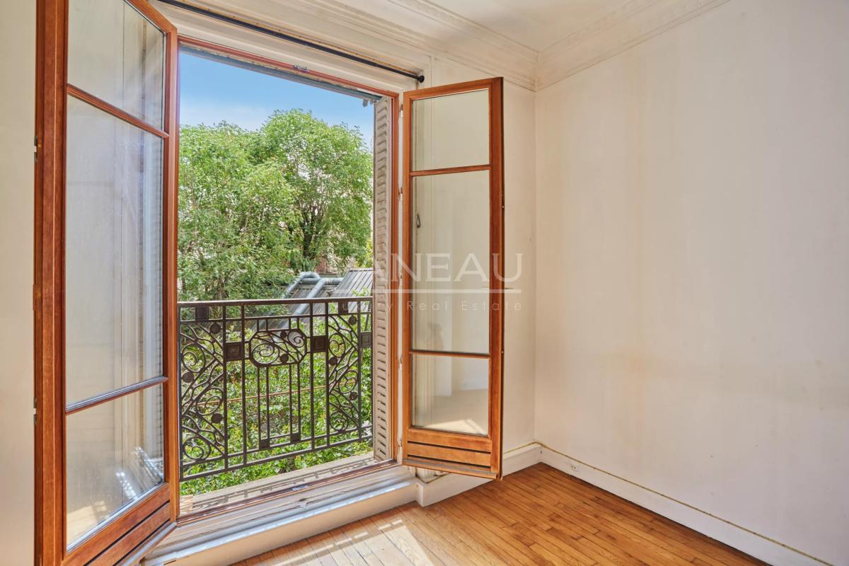 studio calme et sans vis à vis, vue ciel et verdure