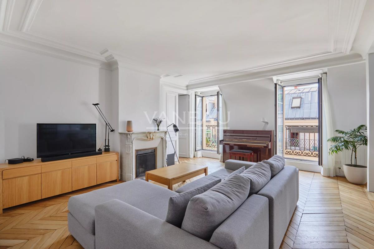 Appartement 4 Pièces - 97.30m² - Bail code Civil 11 mois