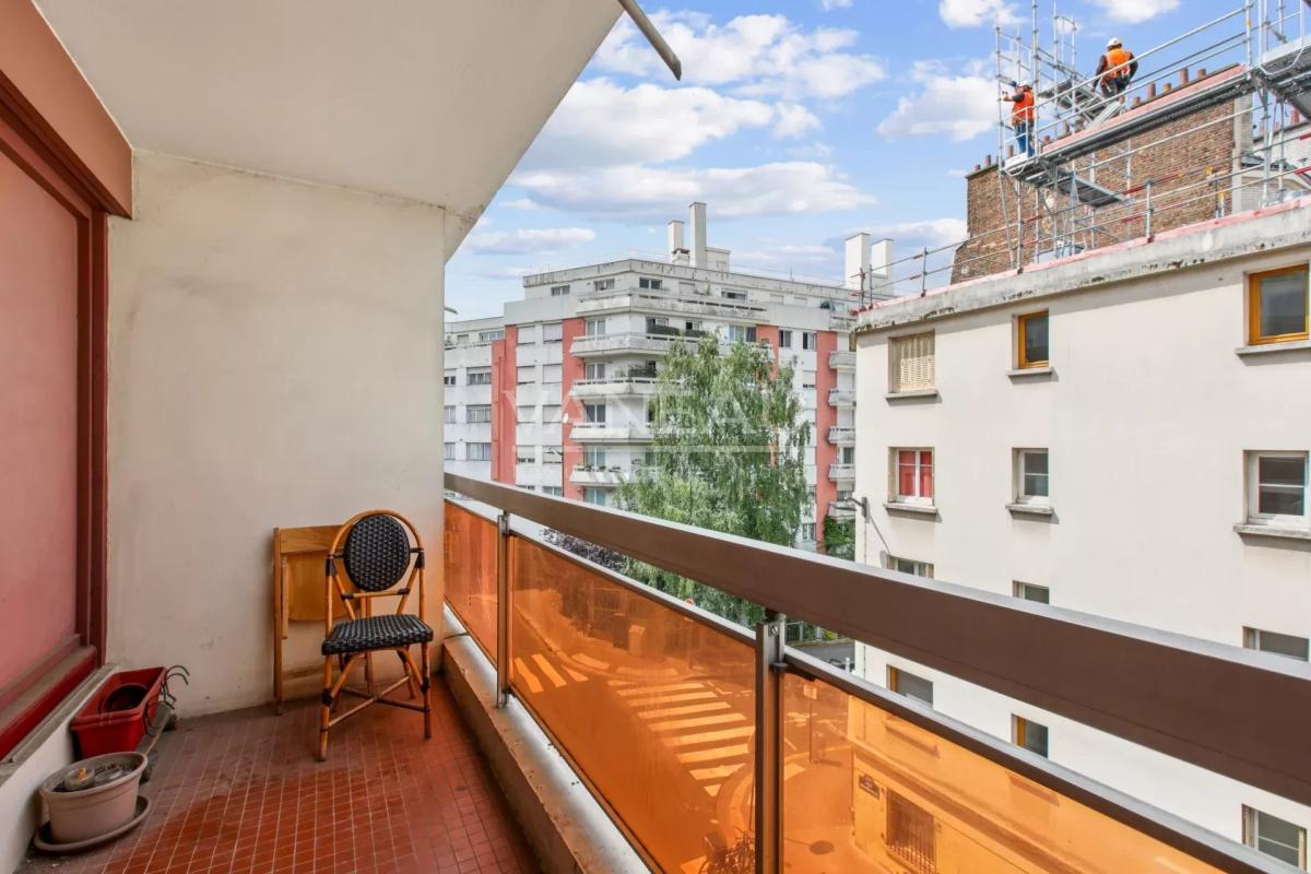 Paris XIXe - Rue de Romainville - Studio -