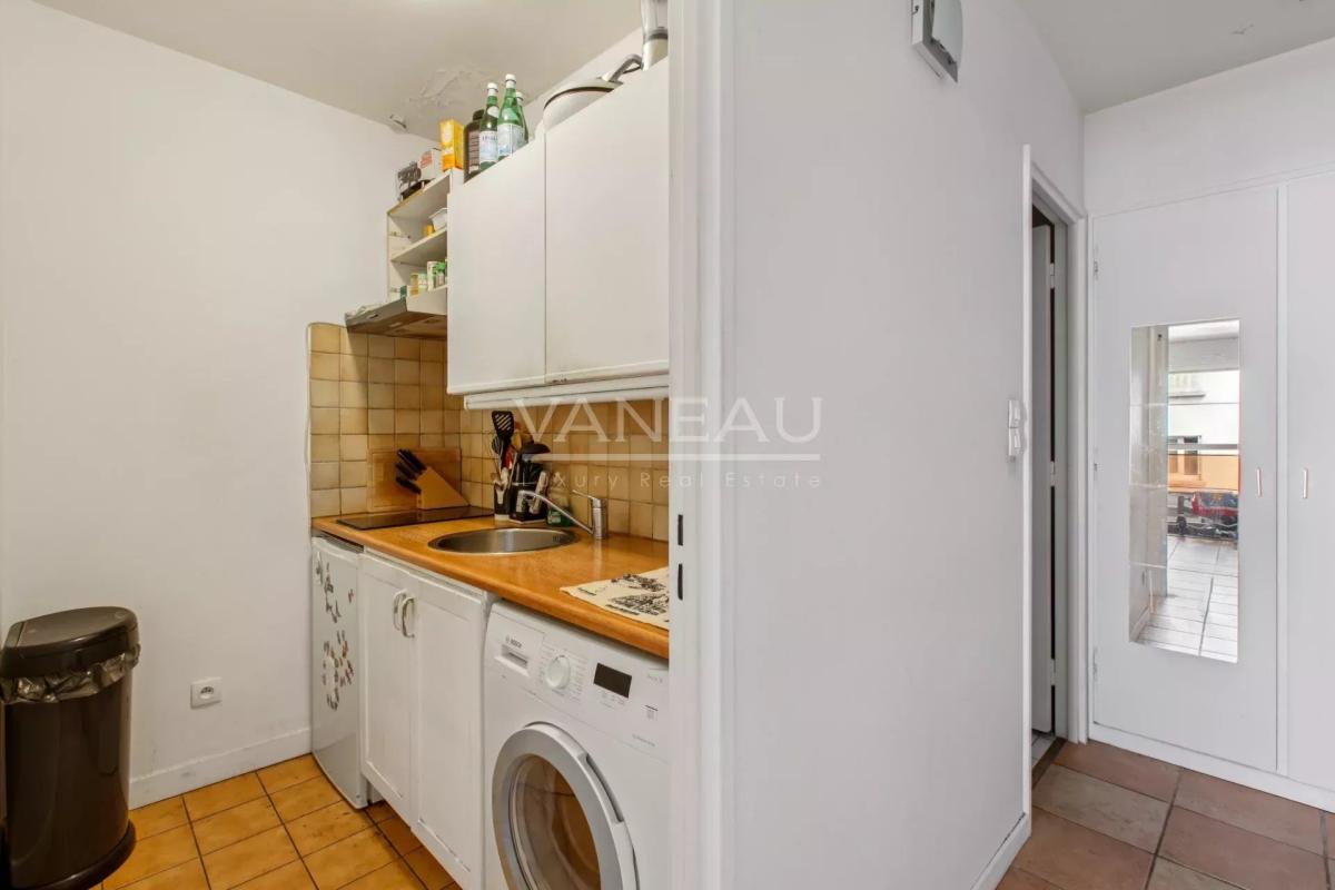 Paris XIXe - Rue de Romainville - Studio -