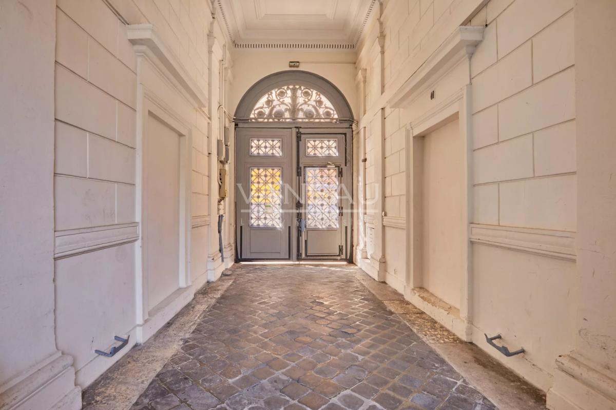 Nouvelle Athènes - 2 pièces d'exception mêlant charme de l'ancien et ambiance loft -