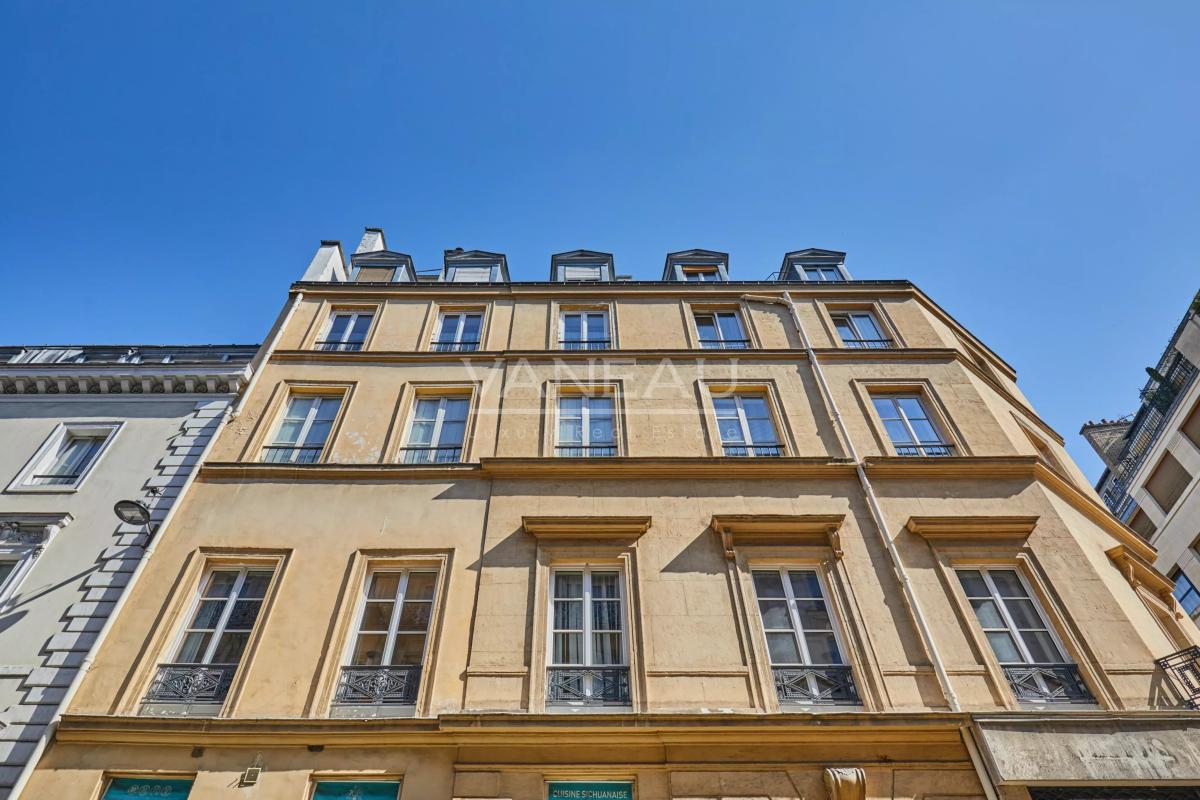 Nouvelle Athènes - 2 pièces d'exception mêlant charme de l'ancien et ambiance loft -