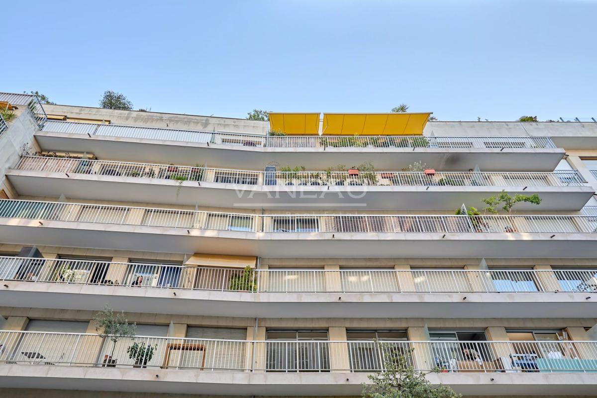 Paris VIe - Vavin / Notre-Dame-des-Champs - Appartement familial en étage élevé