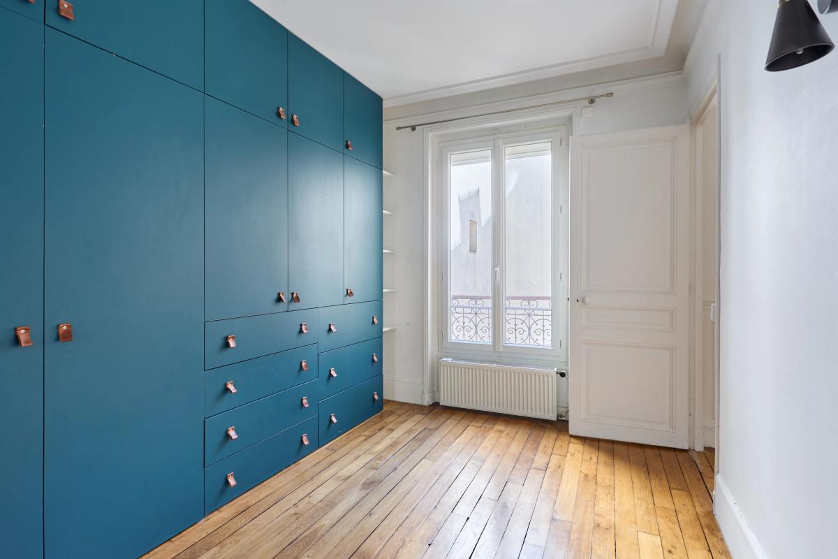 PARIS XVIIIème  3 pièces  54.90m²