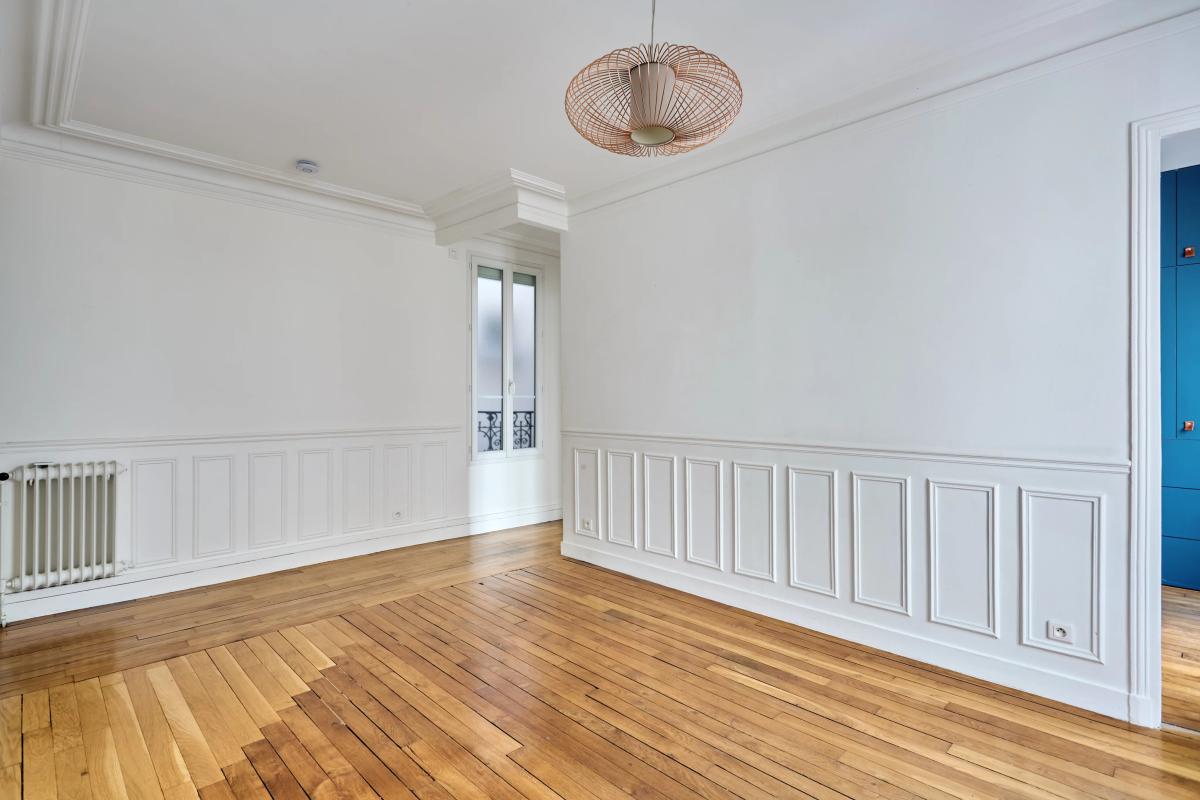 PARIS XVIIIème  3 pièces  54.90m²