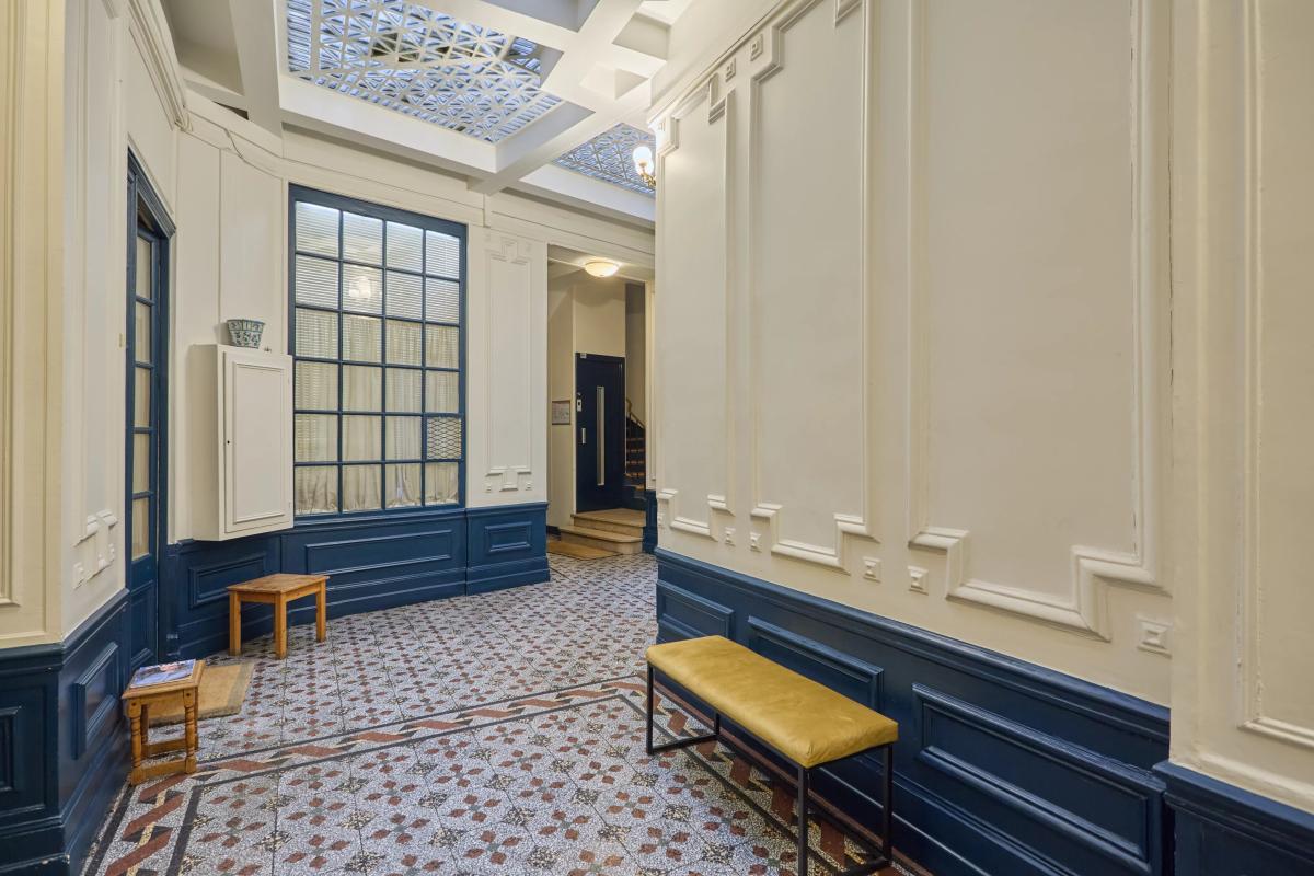 PARIS XVIIIème  3 pièces  54.90m²