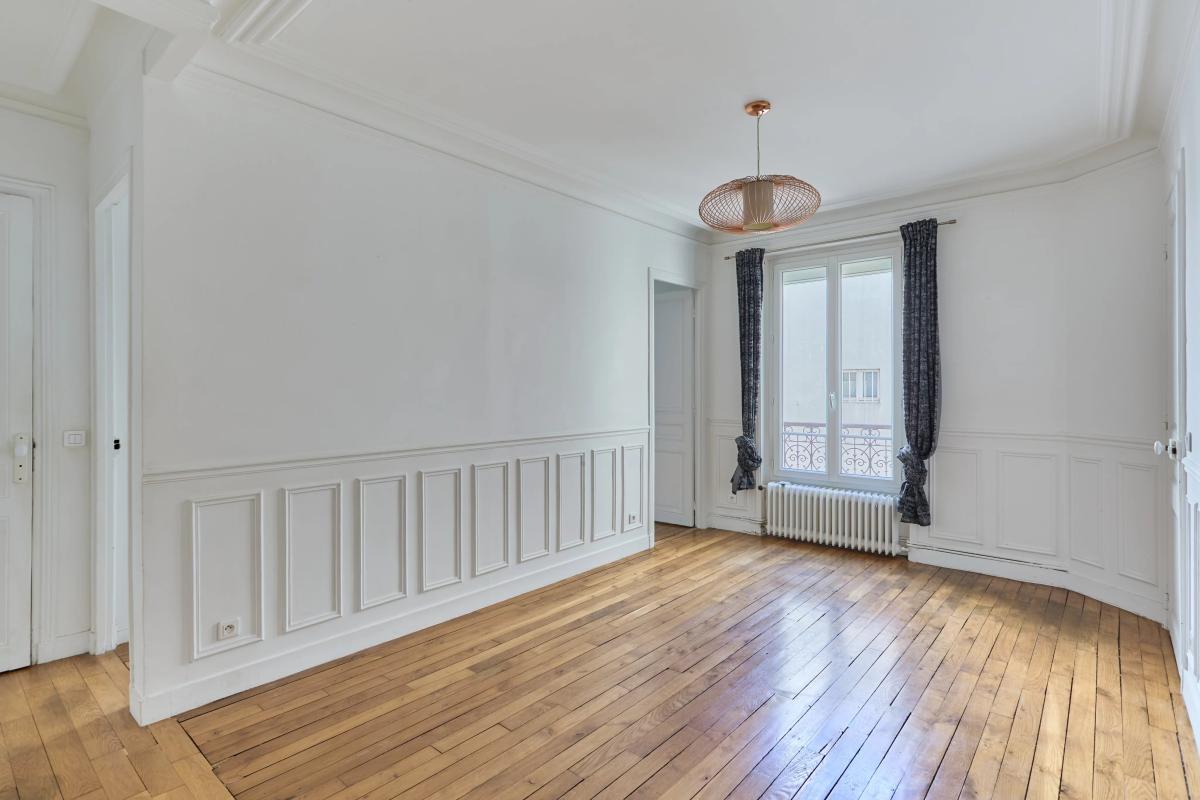 PARIS XVIIIème  3 pièces  54.90m²