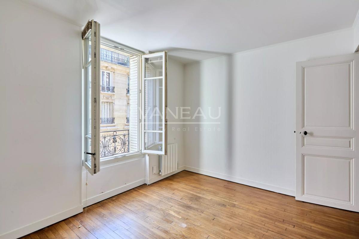 Trois pièces  en étage avec ascenseur