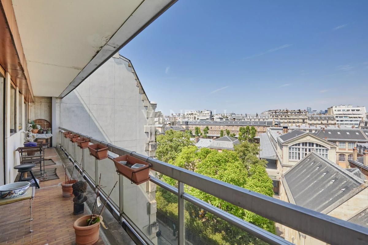 Paris XVIe - Place Mexico - Appartement traversant vendu occupé