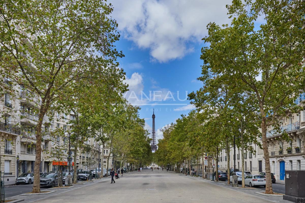 Paris VII - Breteuil -  Deux pièces en parfait état