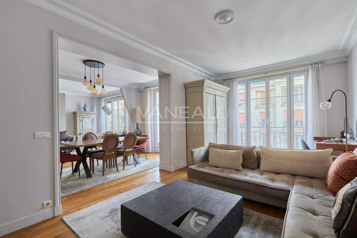 Paris XVIe - Sainte Perrine - Bel appartement familial - Trois ou quatre chambres en étage élevé - Sectorisation J.B Say