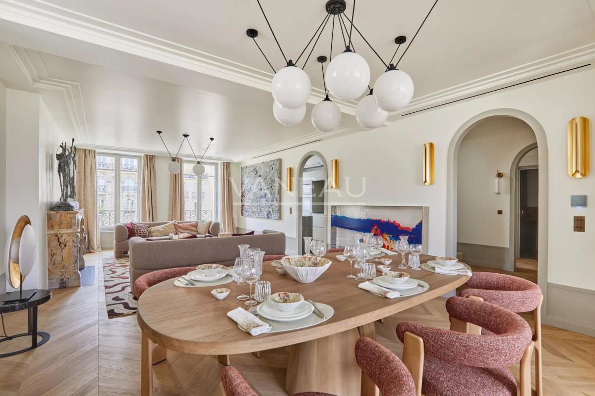 Paris VIe - Notre Dame Des Champs - Ensemble immobilier