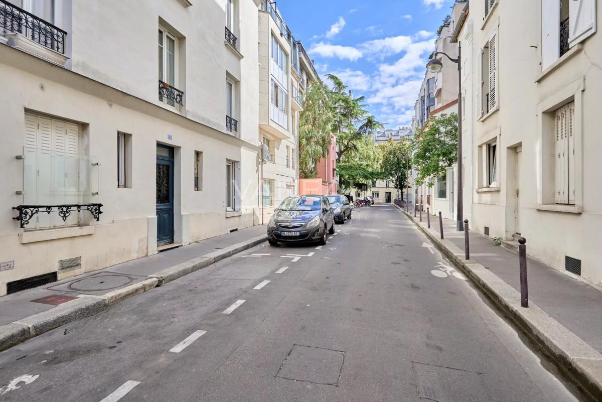 Paris XVème- métro Javel – studio en parfait état